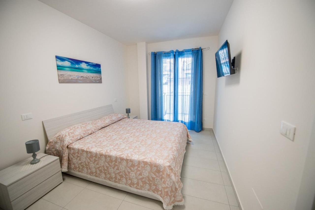 Home Square Milazzo Kültér fotó