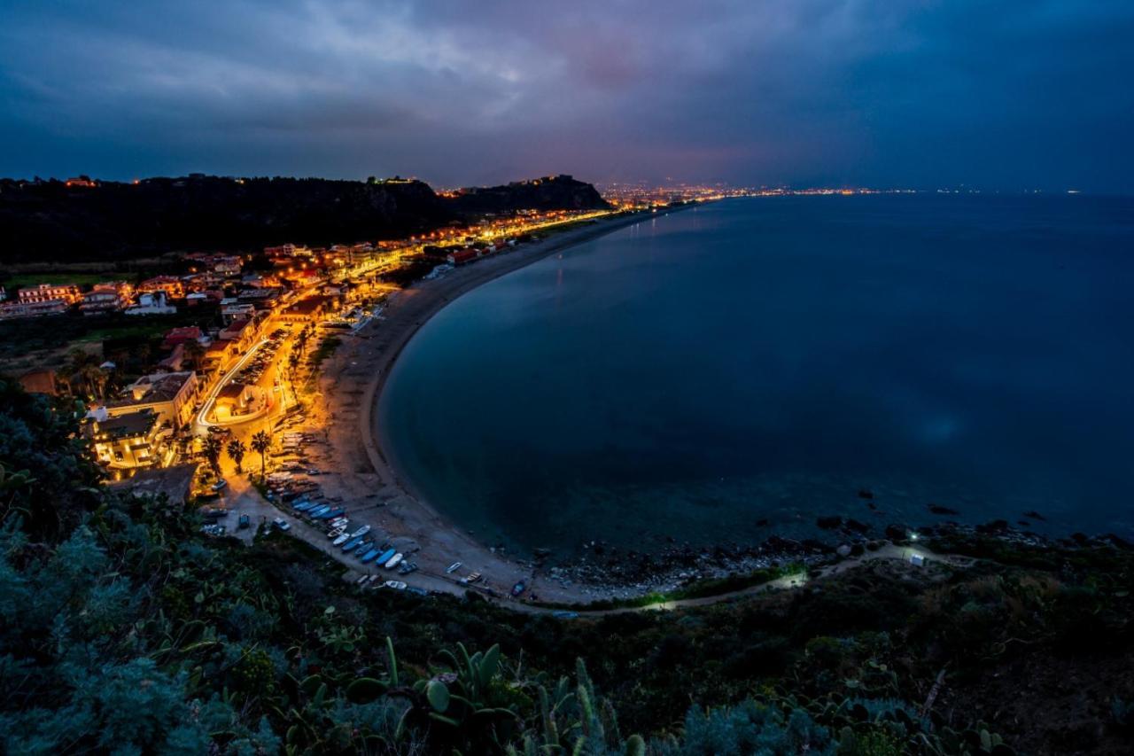 Home Square Milazzo Kültér fotó